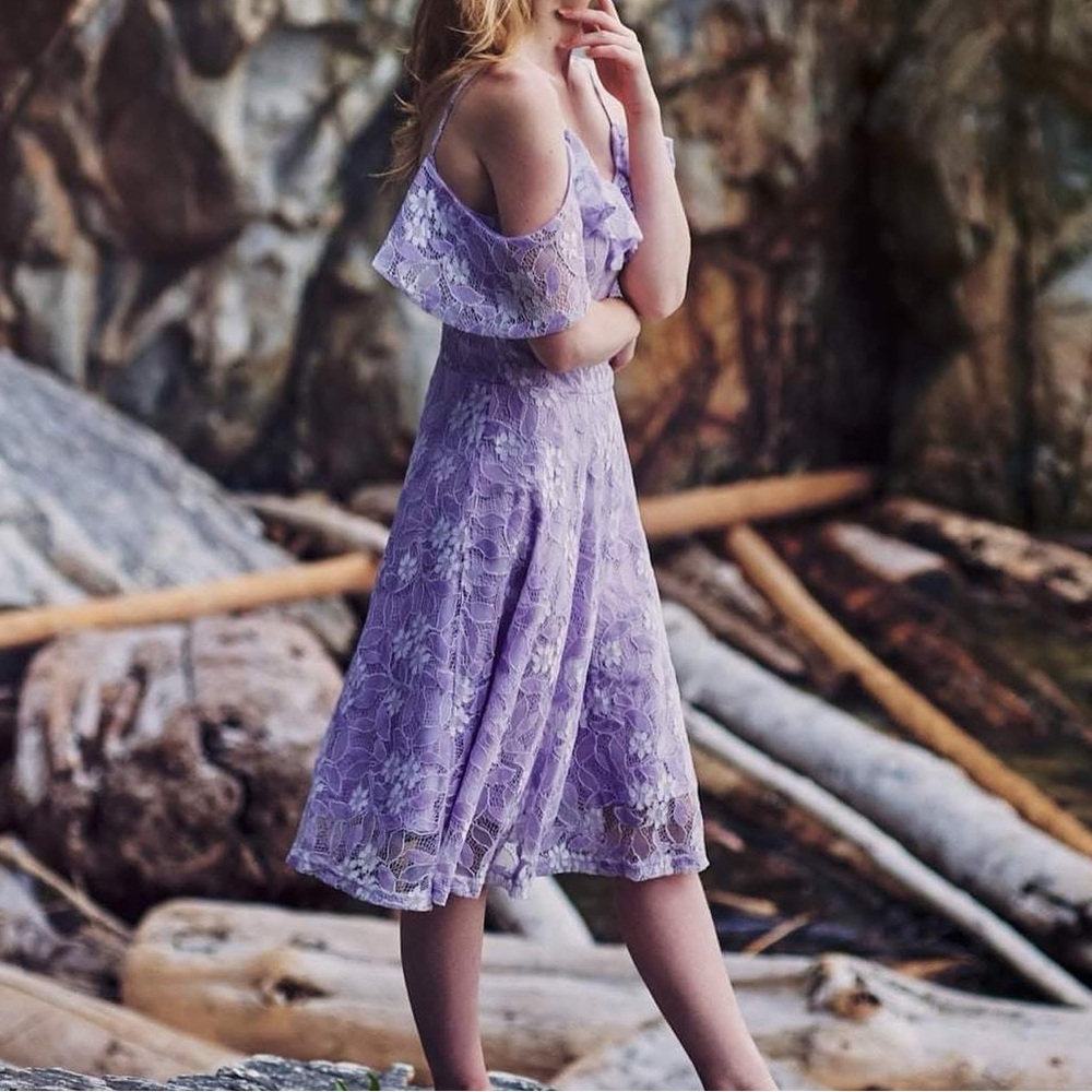 Purple Floral Lace Midi Dress with Ruffle Detail Off shoulder a-line Size Large